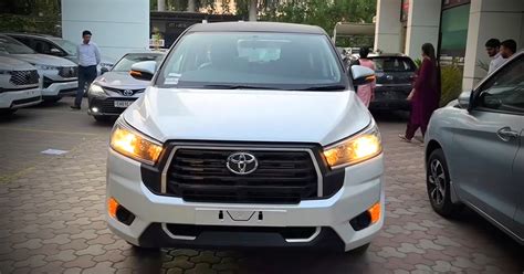 Toyota Kirloskar Motors Limited Innova Crysta Gx Limited Edition Mpv