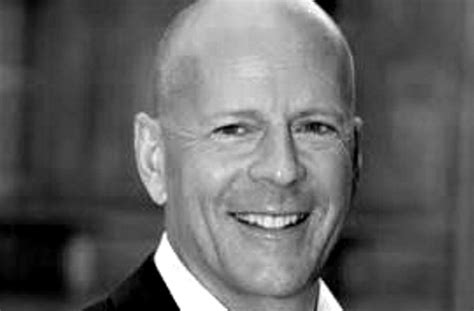 Bruce Willis Se Retira De La Actuaci N Tras Diagn Stico De Afasia El