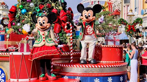 Mickeys Once Upon A Christmastime Parade 2023 Daytime Show In 4k