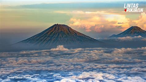 10 Gunung Tertinggi Di Dunia Berdasarkan Ketinggian Puncaknya