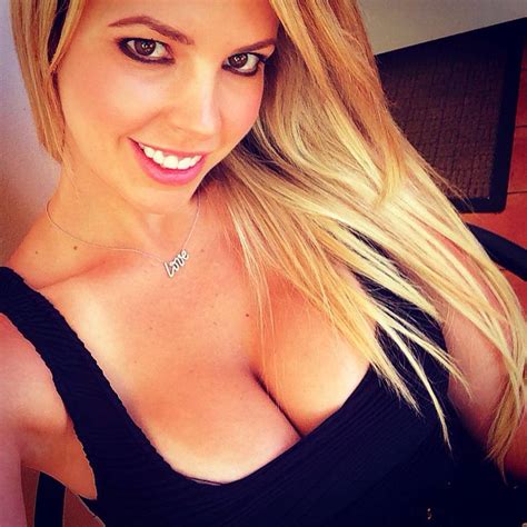 Naked Rachel Burr Added By Pepelepu