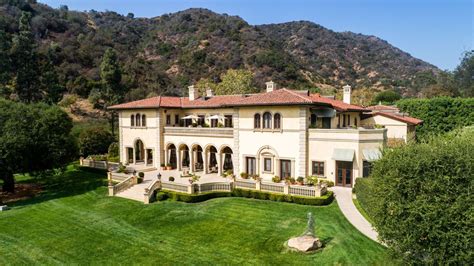 Opulent Classic Italian Villa In Bel Airs Prestigious Moraga Estates