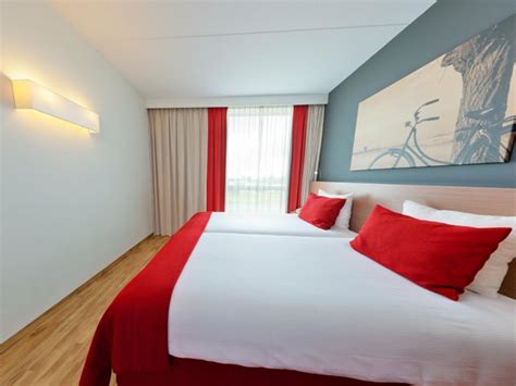 Best Price on Park Plaza Amsterdam Airport Hotel in Amsterdam + Reviews!