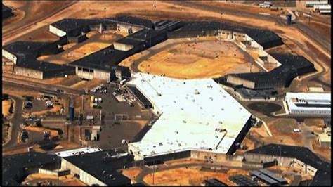 One dead, 5 inmates hospitalized in Folsom prison riot