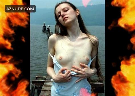 ISABELLE STEPHEN Nude AZNude