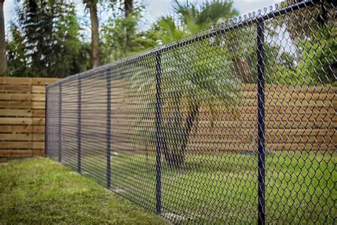 Chain Link Fences In Kelowna Lynx Brand Fence Products 2004 Inc