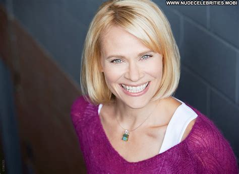 Lisa Ryder Posing Hot Photoshoot Straight Beautiful