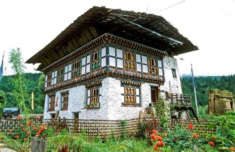 Pictures Of Bhutan Punakha Wangdi 0030 Traditional Bhutanese Farm House