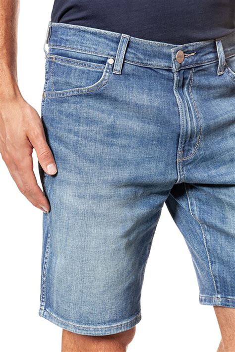 Стильные, американские шорты Wrangler | PlanetJeans.ru