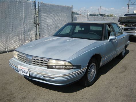 1992 Oldsmobile Ninety-Eight - Information and photos - MOMENTcar