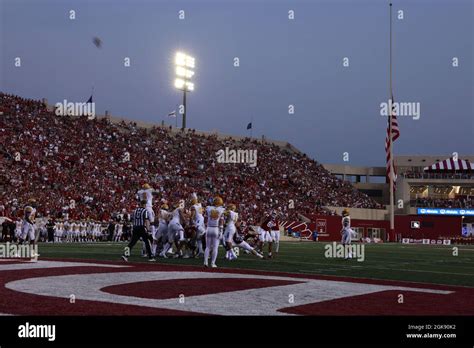 Idaho vandals football hi-res stock photography and images - Alamy