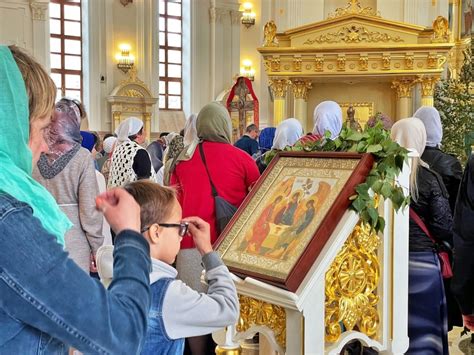 Православные пензенцы празднуют День Святой Троицы 4 июня 2023