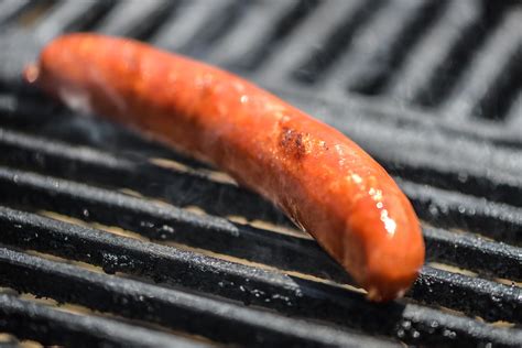 The Best Way To Cook Juicy Hot Dogs On The Grill The Meatwave