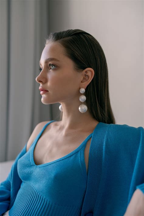 Lookbook for Viktoria Kuksina 2022 :: Behance