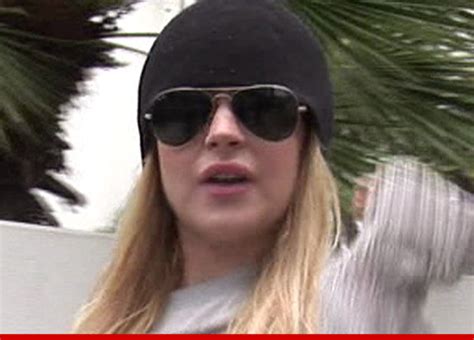 Chatter Busy: Lindsay Lohan Leaves Rehab