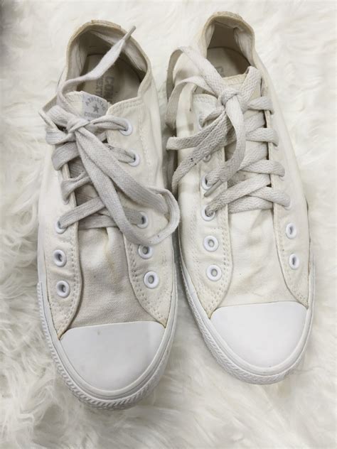 White Converse for Men on Carousell