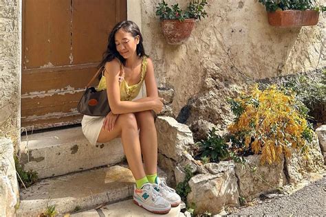 Cu C S Ng Sang Ch Nh C A Hot Girl Vi T Ki U T Ng Tham Gia Ng I Y L