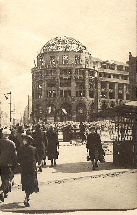 Berlin Haus Vaterland Am Potsdamer Platz Und An Der