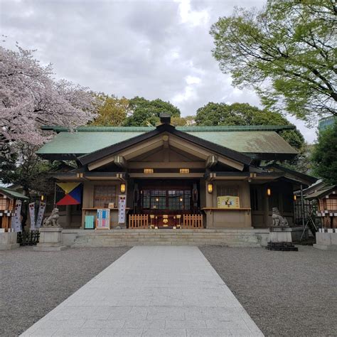 【原宿】東郷神社のご利益は必勝！桜やお守りなどパワースポットの見どころを紹介 王子さんぽ