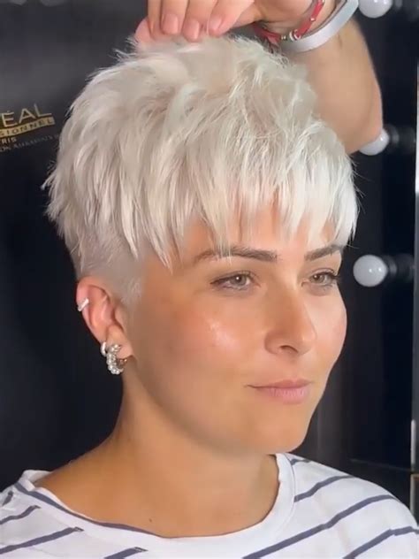 Short Blonde Hair Ideas In Short Hair Cuts Short Hair Styles