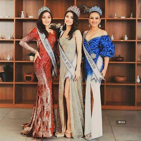 Frederika Alexis Cull Crowned Miss Puteri Indonesia 2019 The Etimes