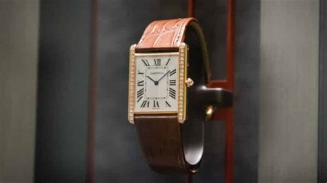 Battle Of The Icons The Cartier Tank Vs Santos The Slender Wrist