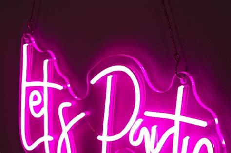 Design Neon Signs