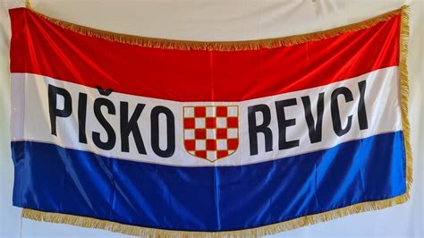 Personalized Croatian Flag With the Old or New Grb 3 Sizes - Etsy