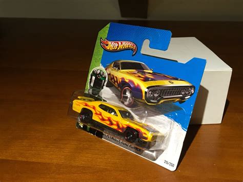 71 Plymouth Road Runner 1 64 Hot Wheels 2013 HW Showroom Kaufen Auf Ricardo