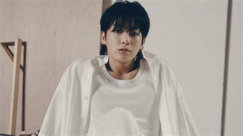 BTS Jungkook Makes Billboard History As First K Pop Soloist To Chart 4 Songs On BB Hot 100