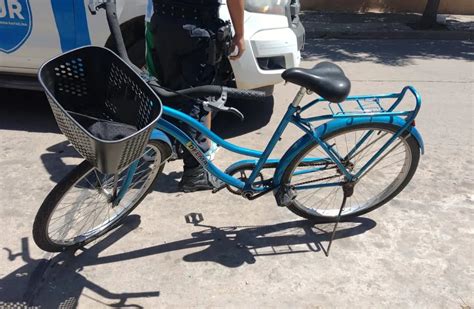 Recuperaron Una Bicicleta Sustra Da En Una Escuela