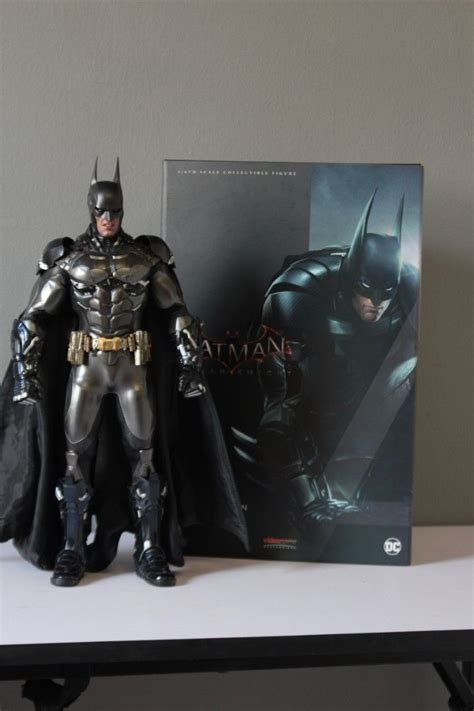 Hot Toys Batman Arkham Knight 1 6 Figure Hobbies Toys Collectibles Memorabilia Fan