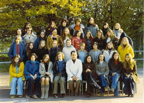 Photo De Classe 1ère A2 De 1974 Lycée Jean Baptiste Corot Le Château