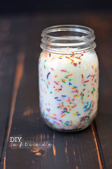 28 Heartwarming Diy Homemade Candles That Will Make You Happy