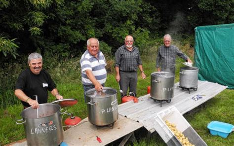 Repas des chasseurs Cochon grillé au menu Le Télégramme