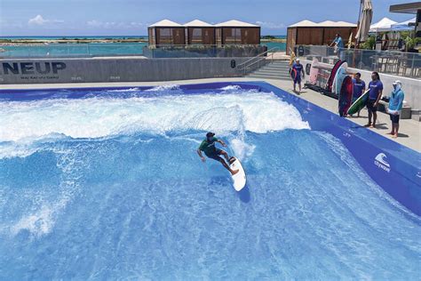 Pay per wave: Native Hawaiians divided over artificial surf lagoon in ...