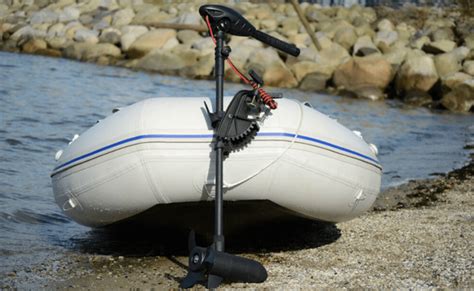 Выбираем электромоторы для лодок | Trolling motor, Motor boats ...