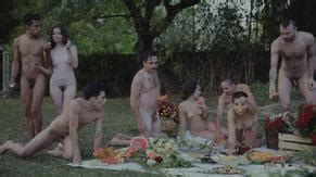 EL DESAYUNO NUDE SCENES AZNude