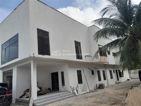 For Rent Luxury Five Bedrooms Fully Detached Duplex Plus A Room Bq