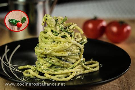 Como Hacer Espaguetis De Calabacin Zucchini Pasta Con Pesto De