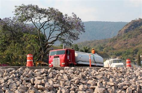 Claudia Sheinbaum lanza Bachetón para las carreteras federales LaTrucker