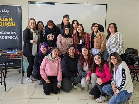 Estudiantes De La Carrera Asistente De P Rvulos Del Cft Juan Bohon Se