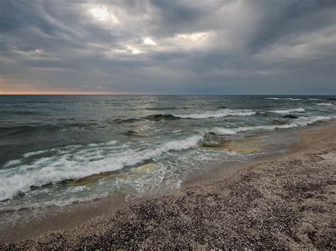 Premium Photo Rough Coast Of The Caspian Sea Kazakhstan Mangistau