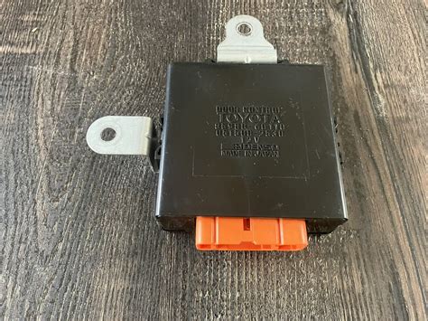 1993 1997 Toyota Land Cruiser Door Control Relay Module 85980 60110 For