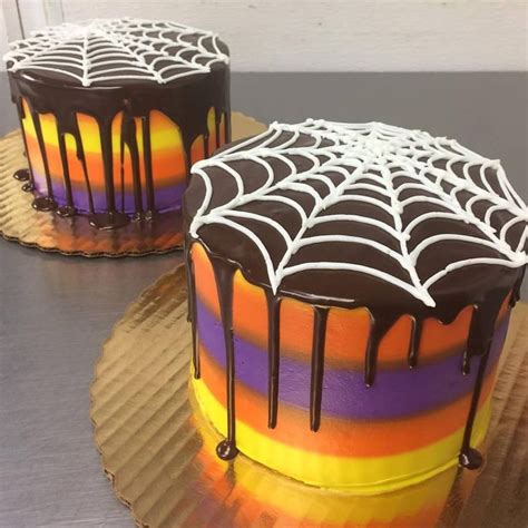 Spider Web Halloween Cake | Halloween cakes, Fall cakes, Halloween cake ...