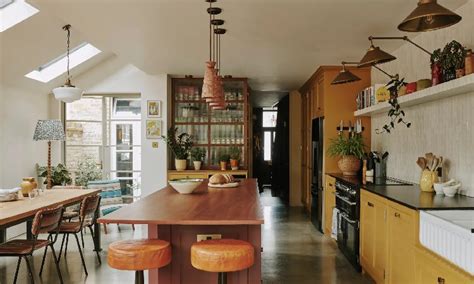 8 Inspirasi Desain Ruang Makan Estetik, Tak Perlu Biaya Mahal! – Santi