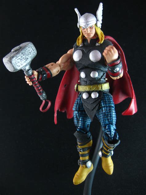 Thor Odinson - The God of Thunder - HissTank.com