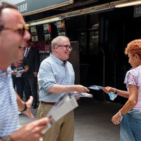 N.Y.C. Mayoral Race Updates: Final Day of Primary Campaign Turns ...