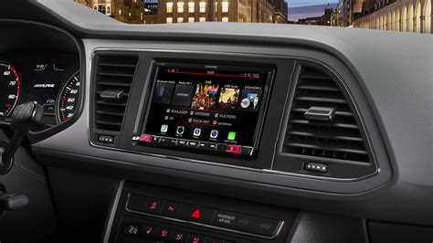 Mobile Media System For Seat Leon Featuring Apple Carplay And