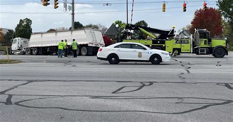 1 Dead Following Crash Involving Semi And Suv On Citys Southwest Side